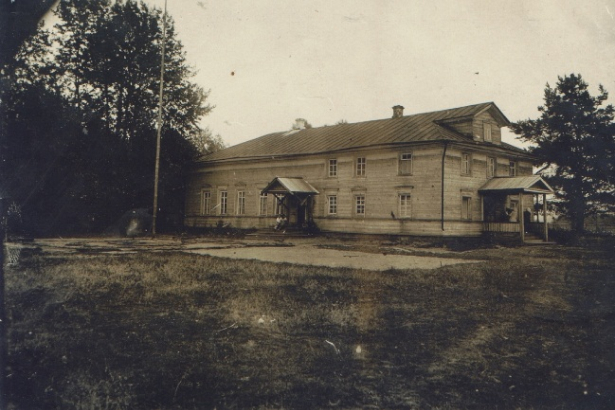 Дом Верещагиных в деревне Пертовке